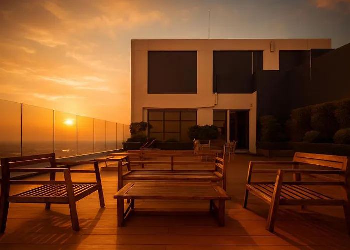 Luxury Loft With Stunning 25th Floor View